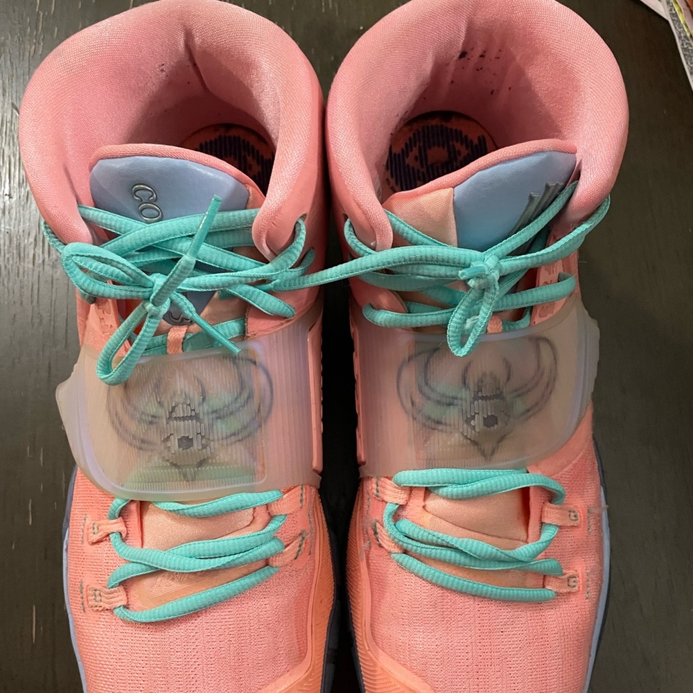 Kyrie 6 Kephri